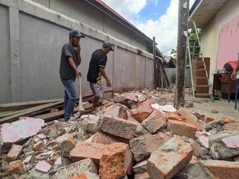Retaining Wall Demolition in Bergen County, NJ